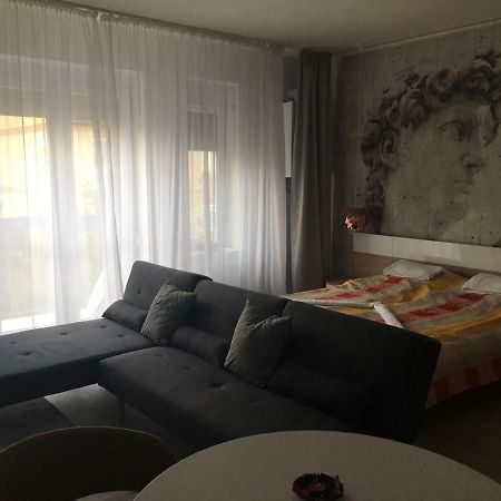 Hunyadi Apartman Szekszárd Exteriér fotografie