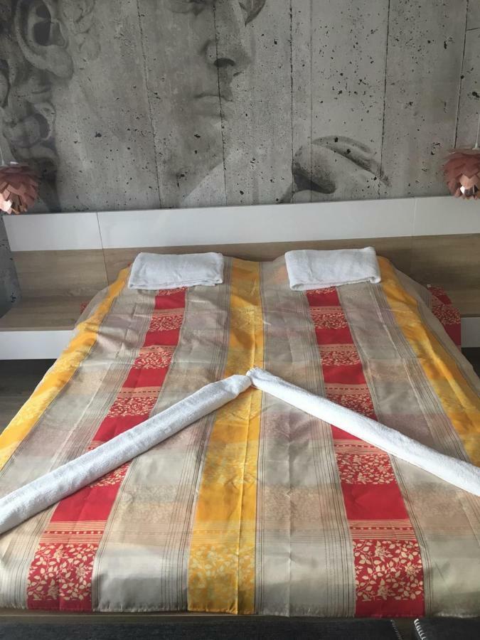 Hunyadi Apartman Szekszárd Exteriér fotografie