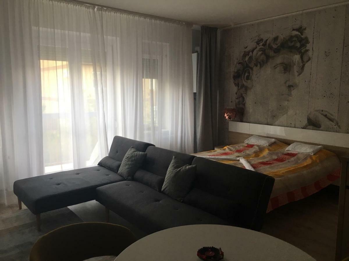 Hunyadi Apartman Szekszárd Exteriér fotografie