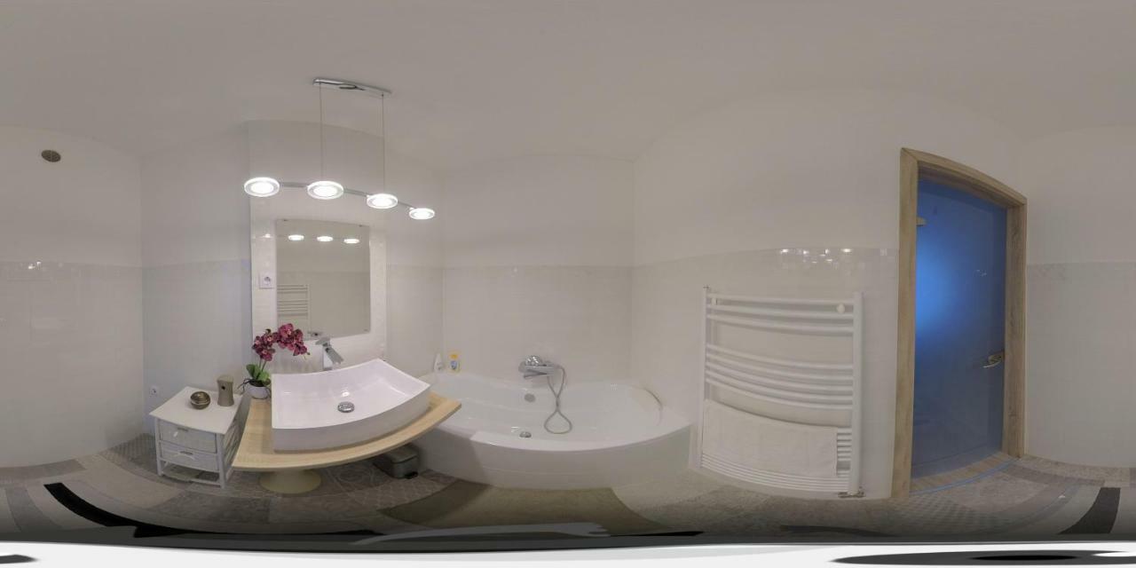 Hunyadi Apartman Szekszárd Exteriér fotografie